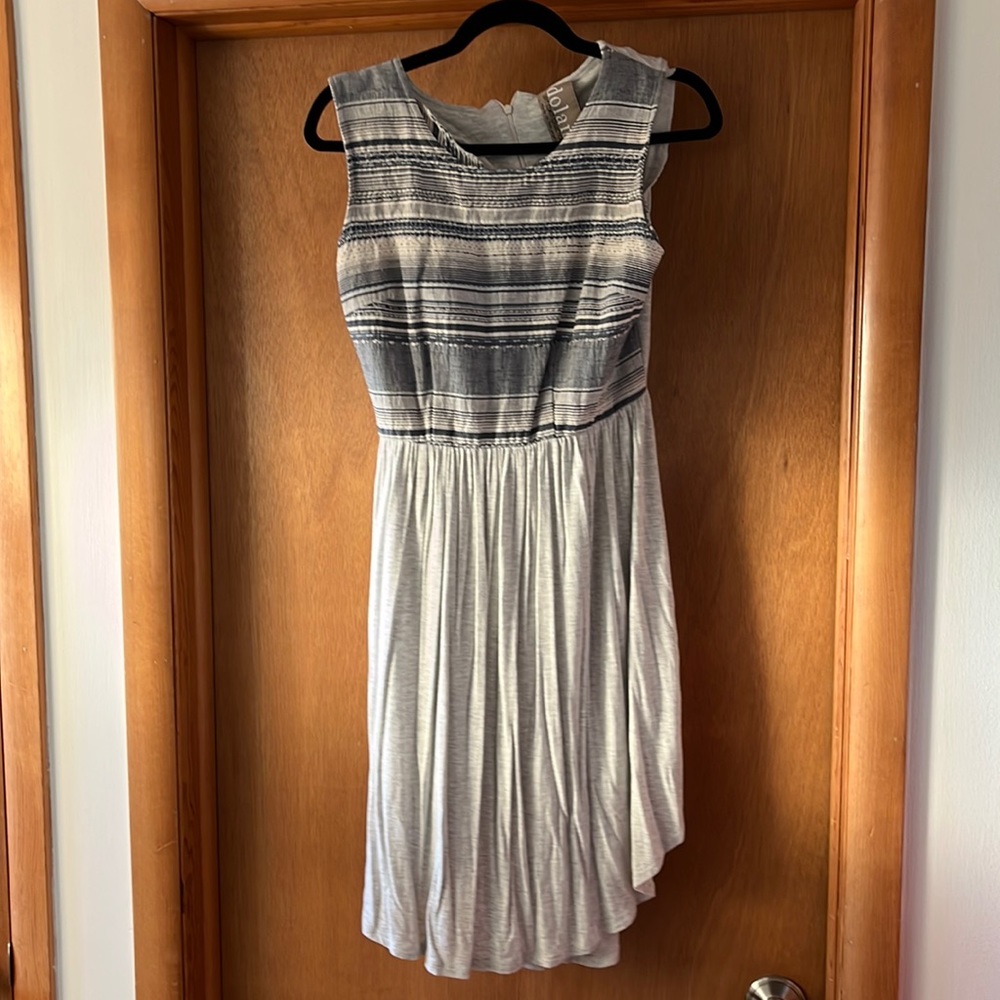 Women’s dress